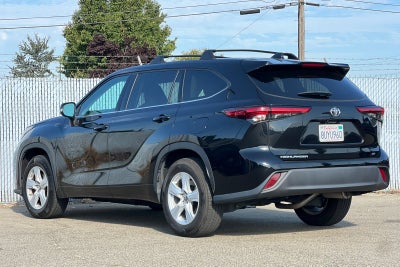 2021 Toyota Highlander LE