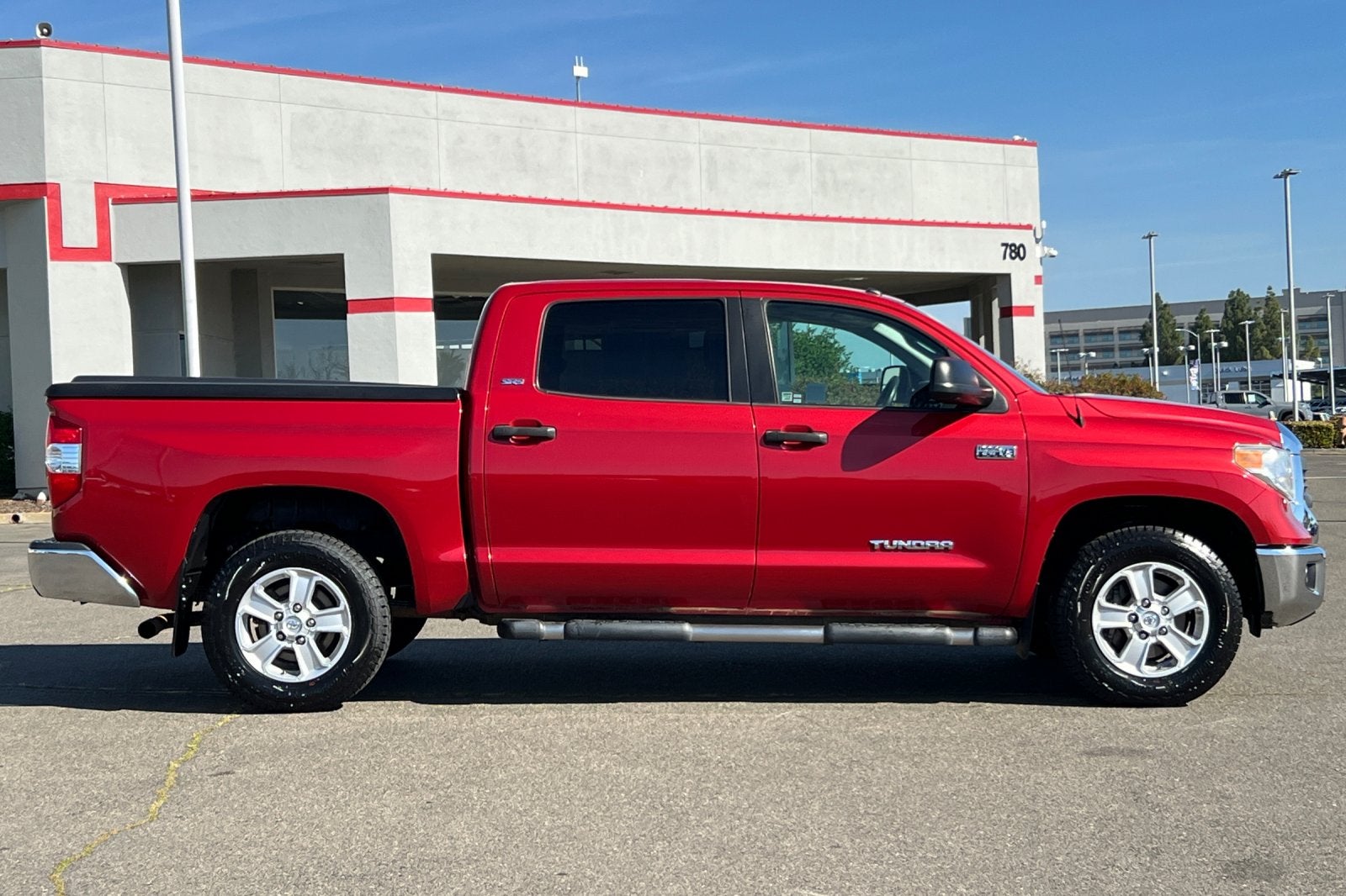 2015 Toyota Tundra SR5