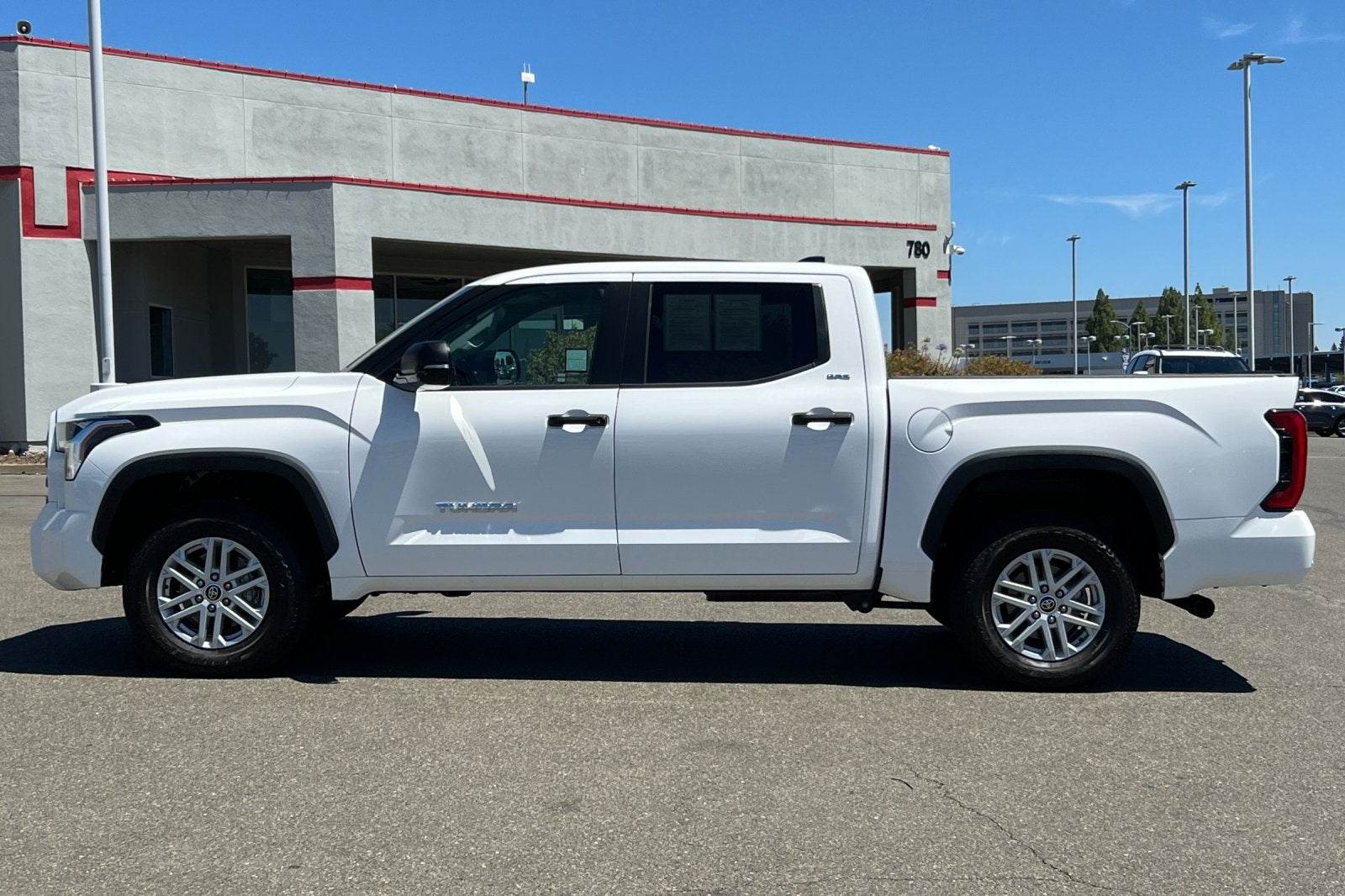 2024 Toyota Tundra SR5