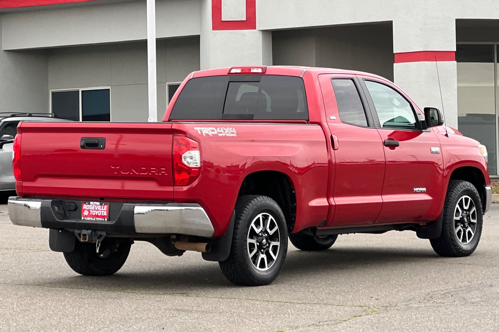 2016 Toyota Tundra SR5
