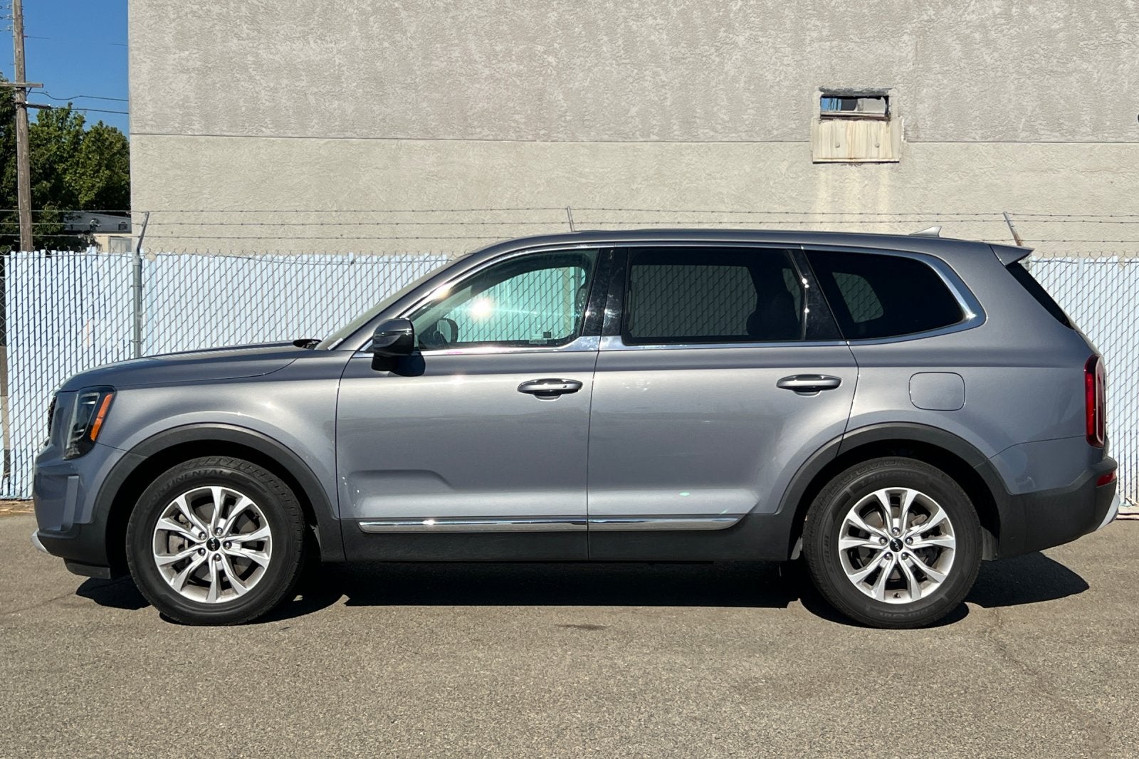 2022 Kia Telluride LX