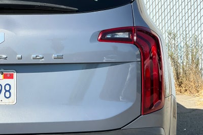 2022 Kia Telluride LX