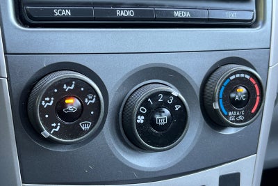 2012 Toyota Corolla LE