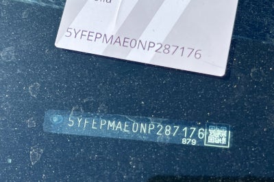 2022 Toyota Corolla LE