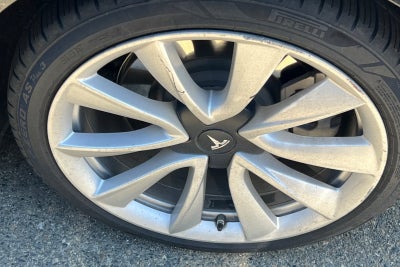 2019 Tesla Model 3 Base