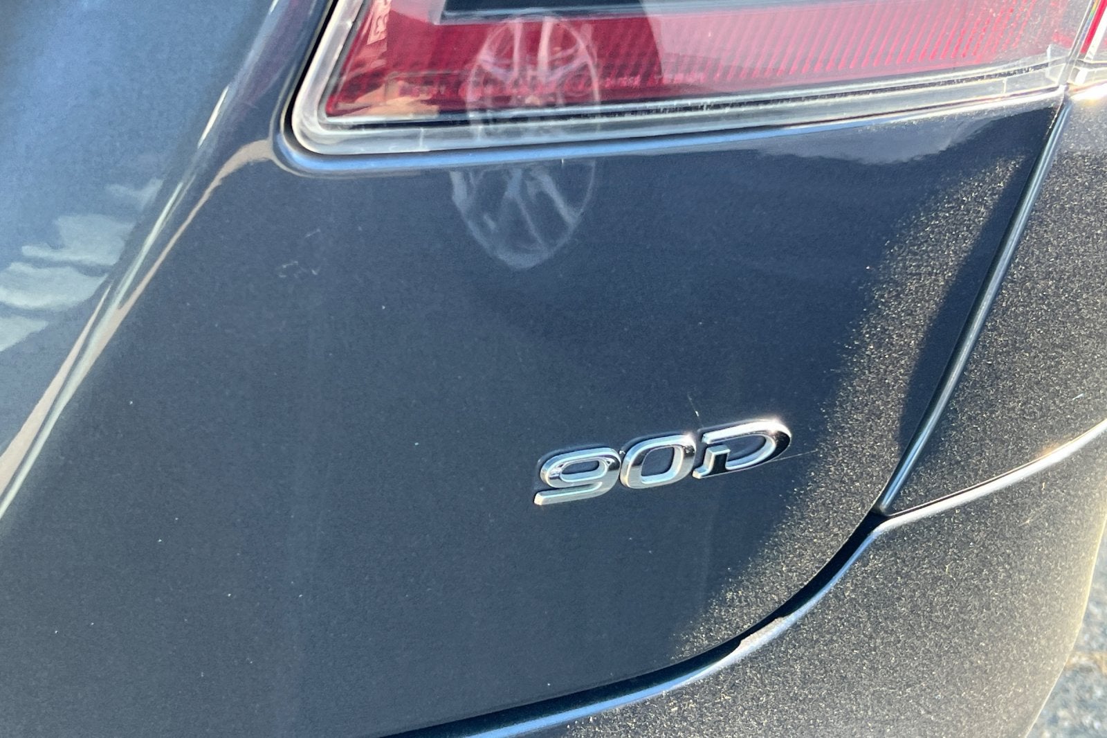 2015 Tesla Model S 85D