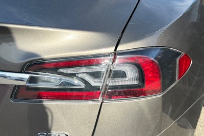 2015 Tesla Model S 90D