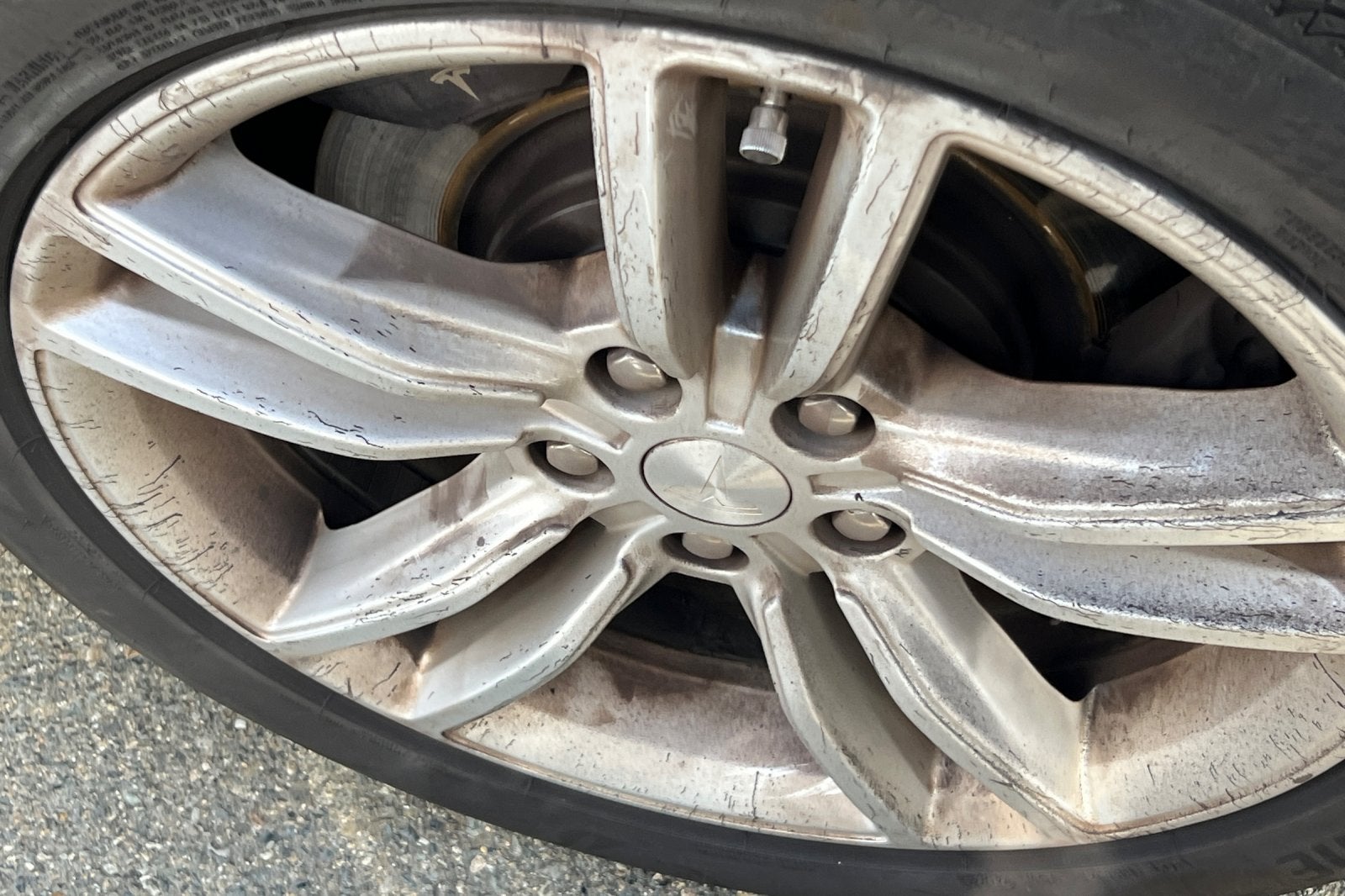 2015 Tesla Model S 90D