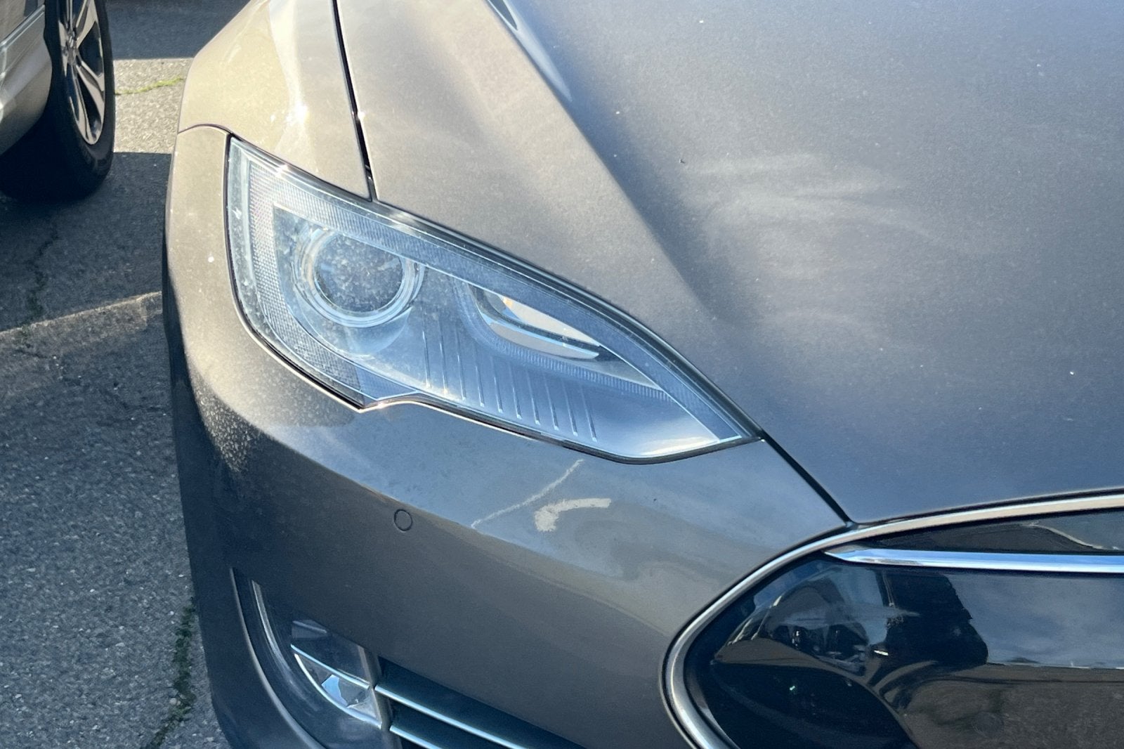 2015 Tesla Model S 90D