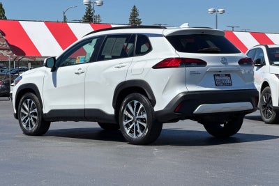 2023 Toyota Corolla Cross XLE