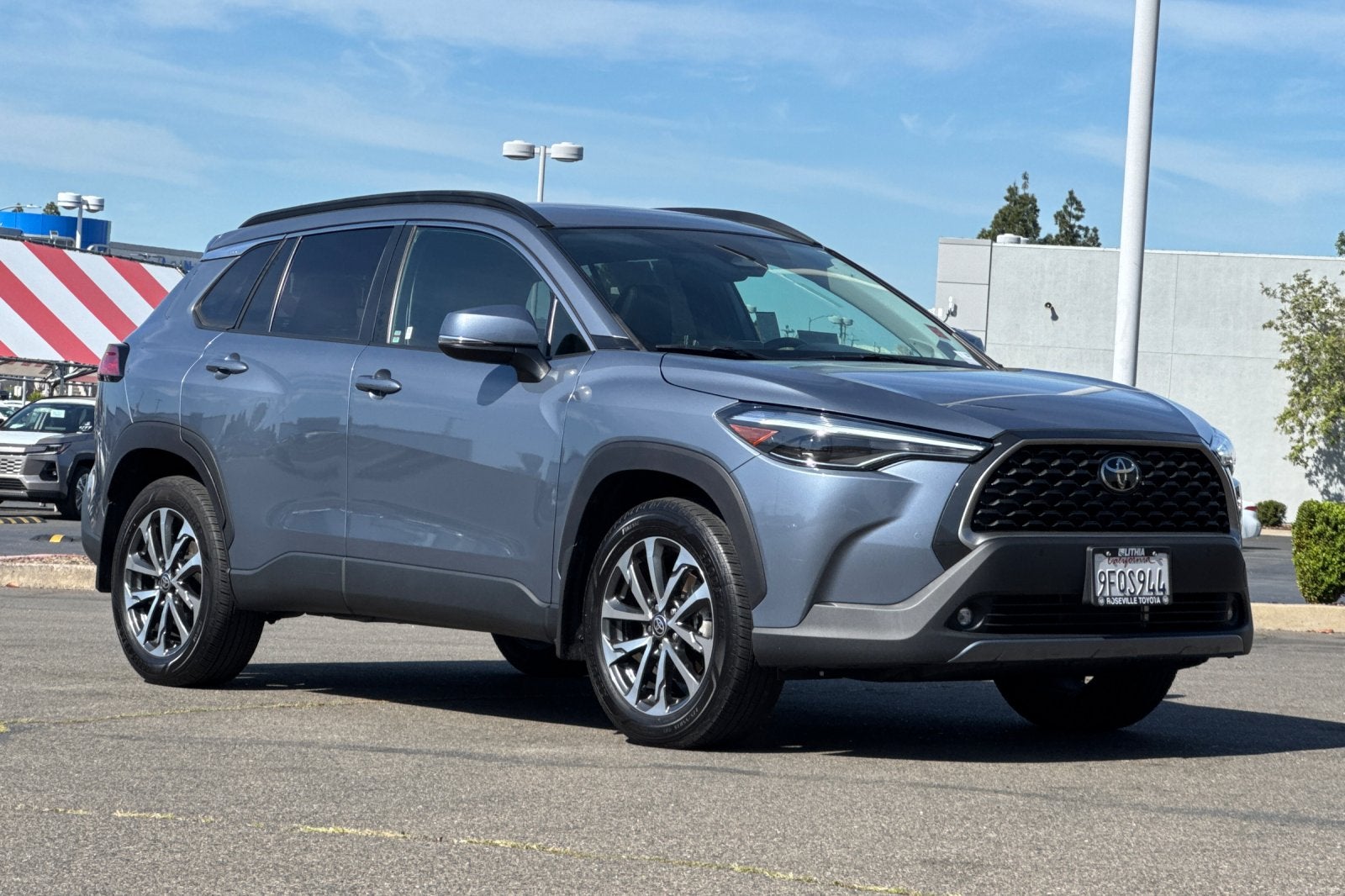 2023 Toyota Corolla Cross XLE