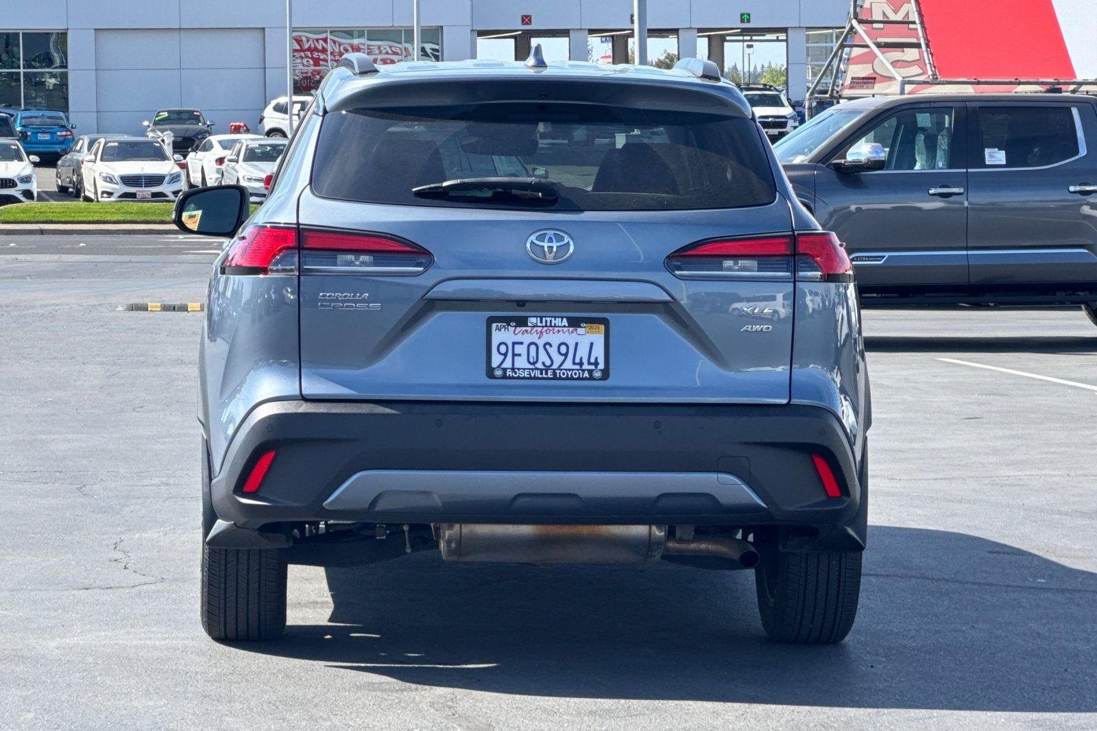 2023 Toyota Corolla Cross XLE