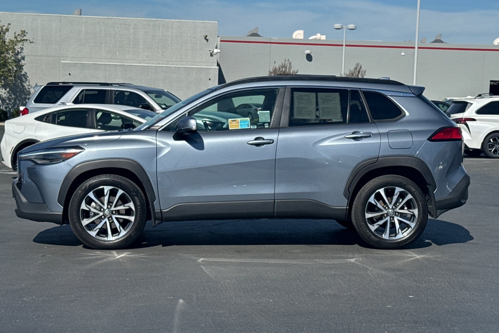 2023 Toyota Corolla Cross XLE