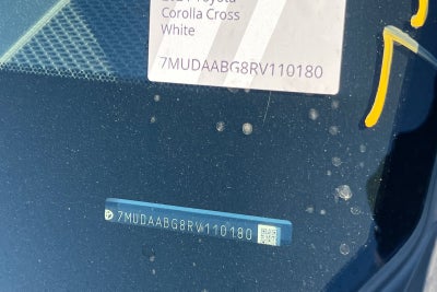 2024 Toyota Corolla Cross XLE