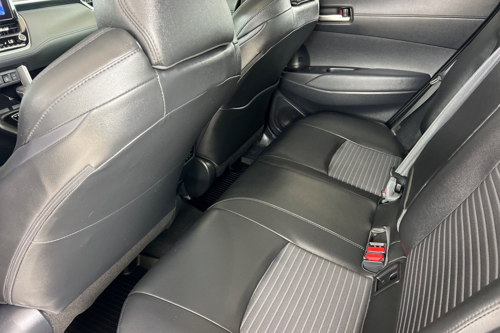 2024 Toyota Corolla Cross Hybrid XSE