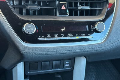 2025 Toyota Corolla Cross Hybrid SE