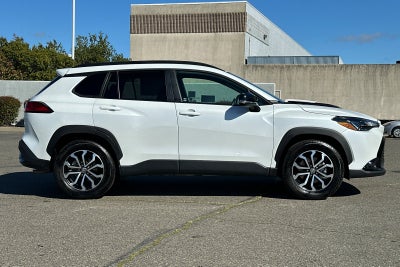 2025 Toyota Corolla Cross Hybrid SE