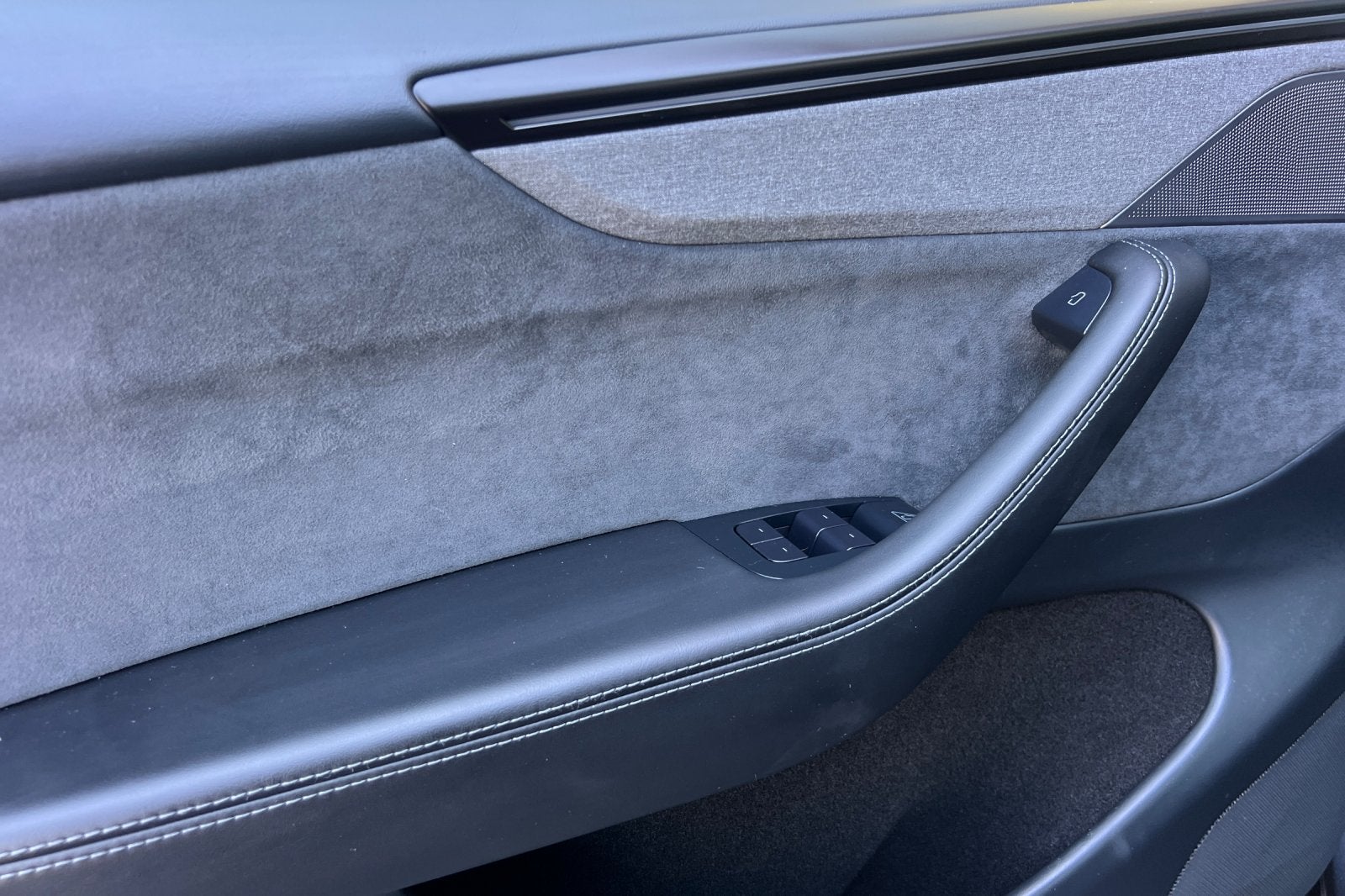 2026 Tesla Model Y Base