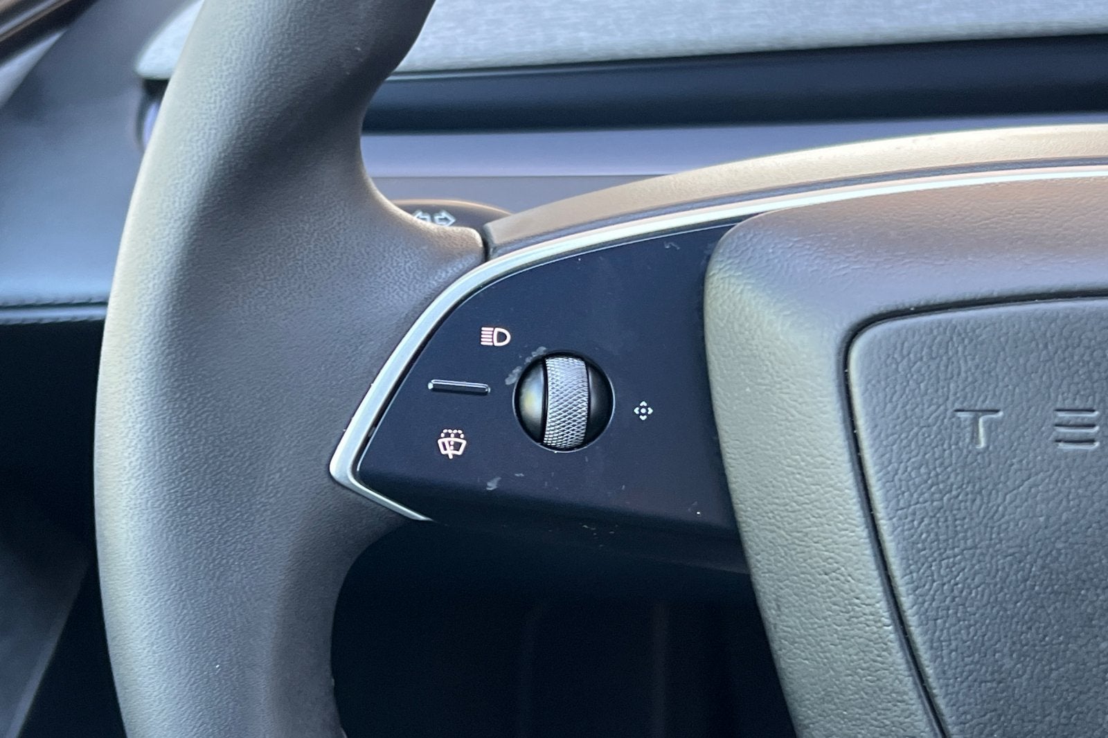 2026 Tesla Model Y Base