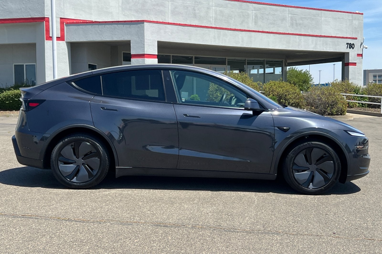 2026 Tesla Model Y Base