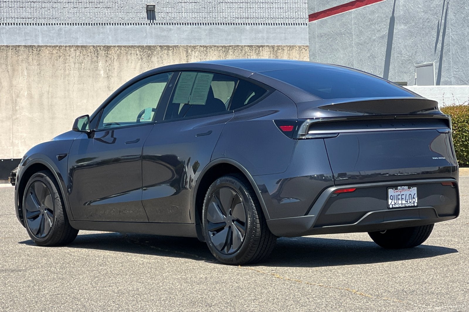 2026 Tesla Model Y Base