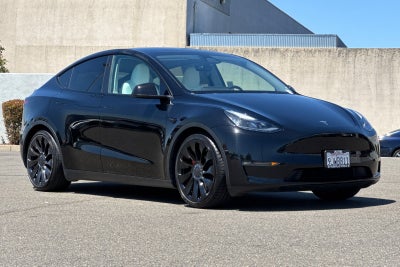 2023 Tesla Model Y Performance