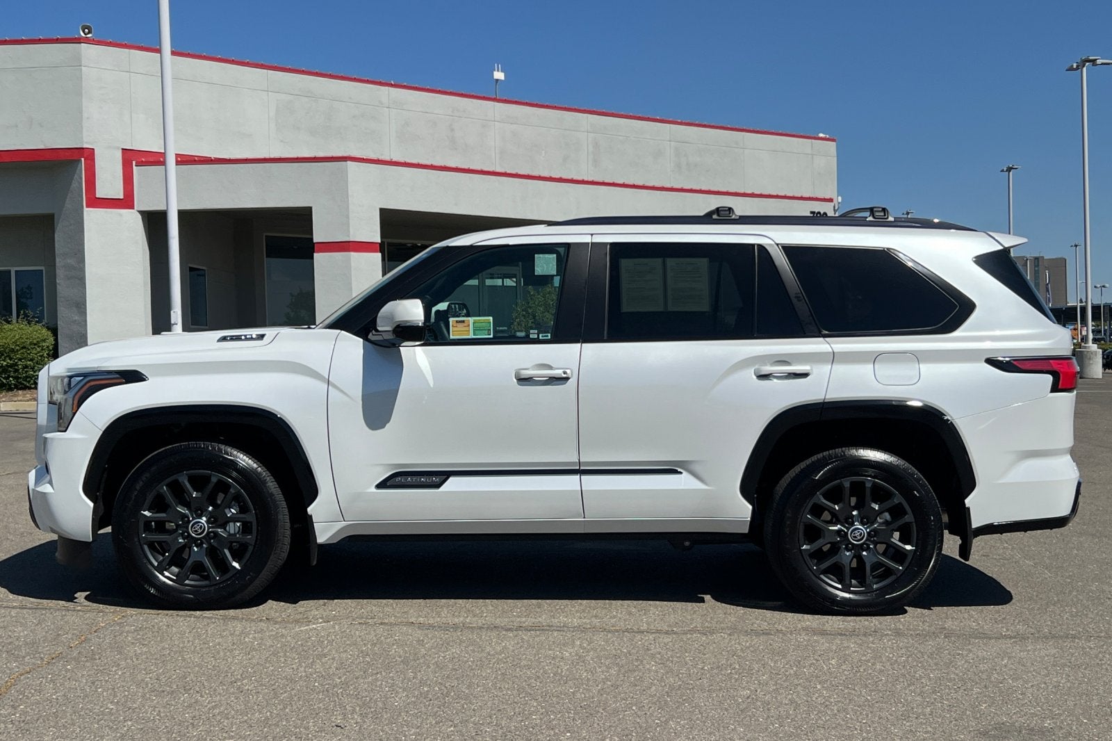 2024 Toyota Sequoia Platinum