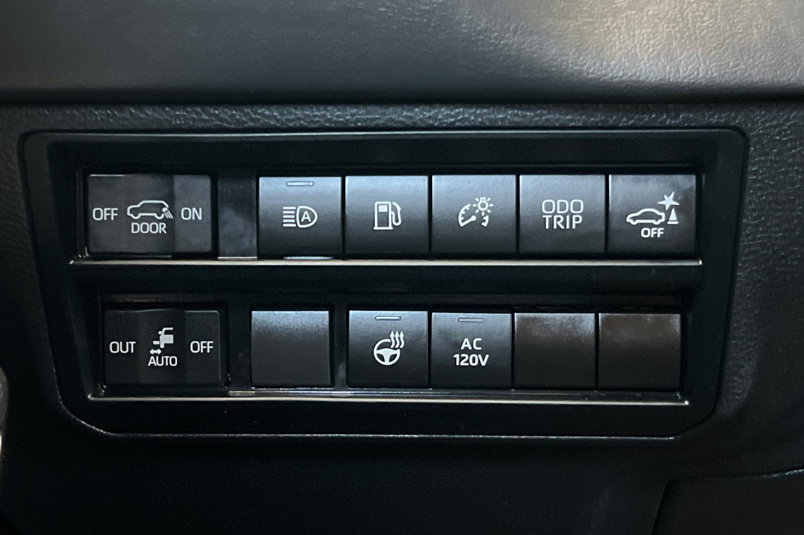 2023 Toyota Sequoia Platinum