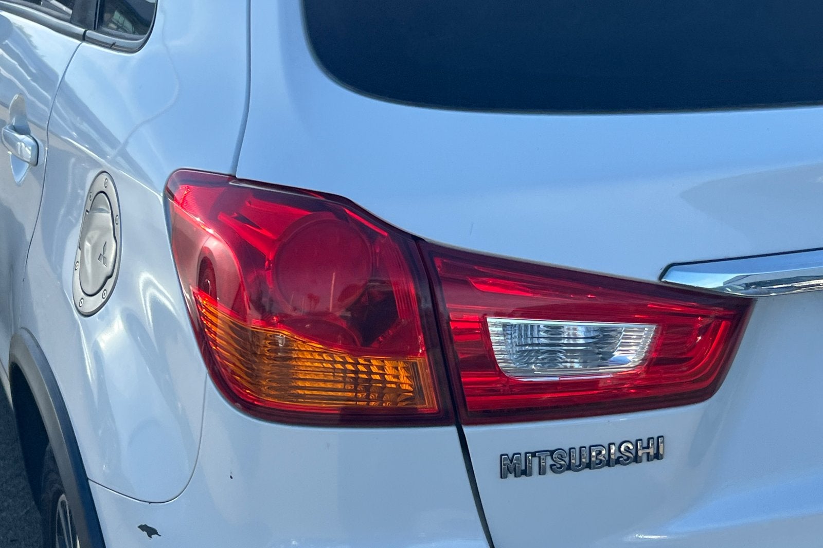 2019 Mitsubishi Outlander Sport ES 2.0