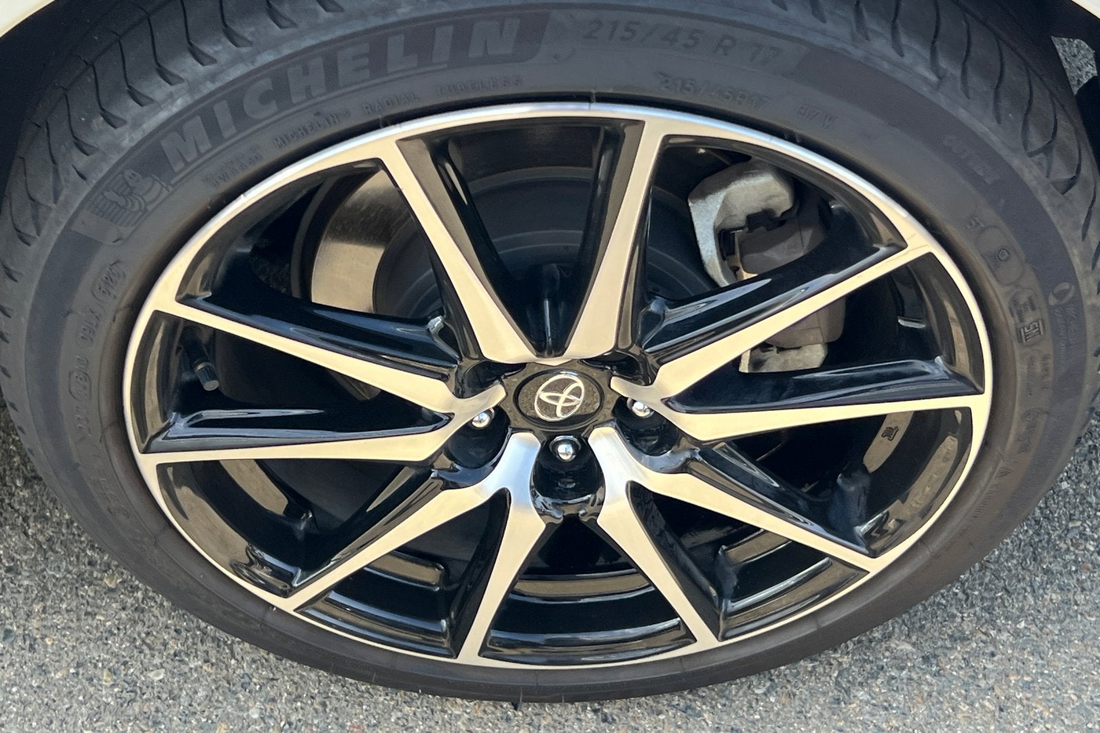 2024 Toyota GR86 Base