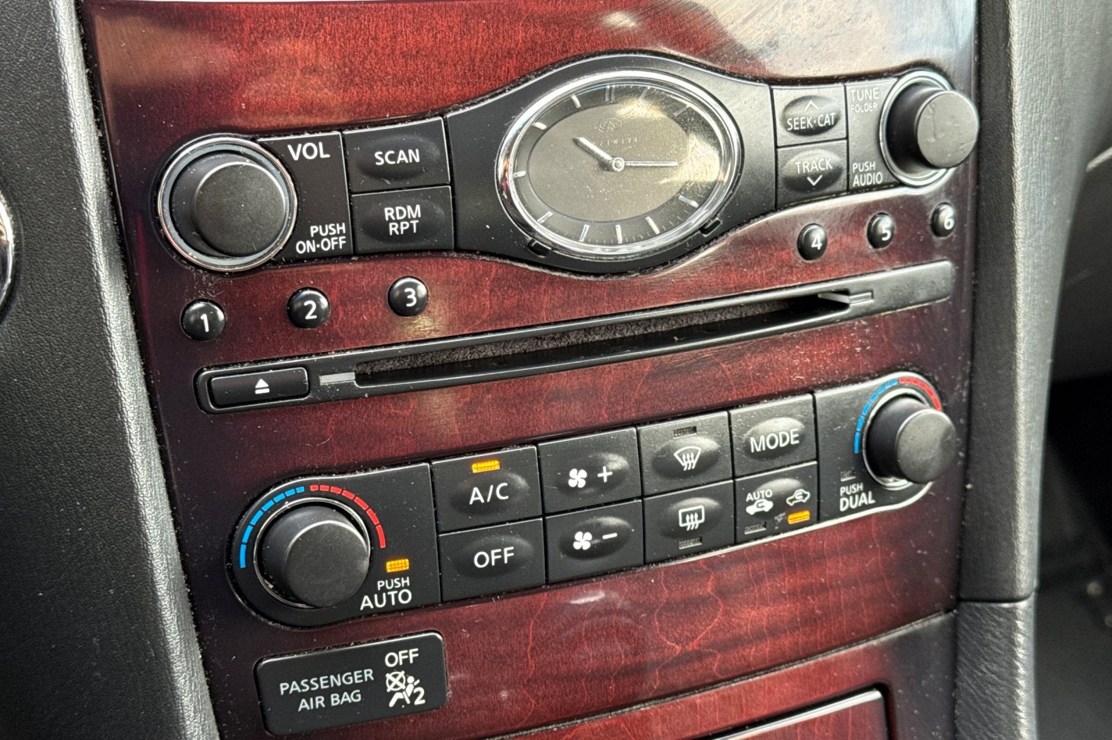 2017 INFINITI QX50 Base