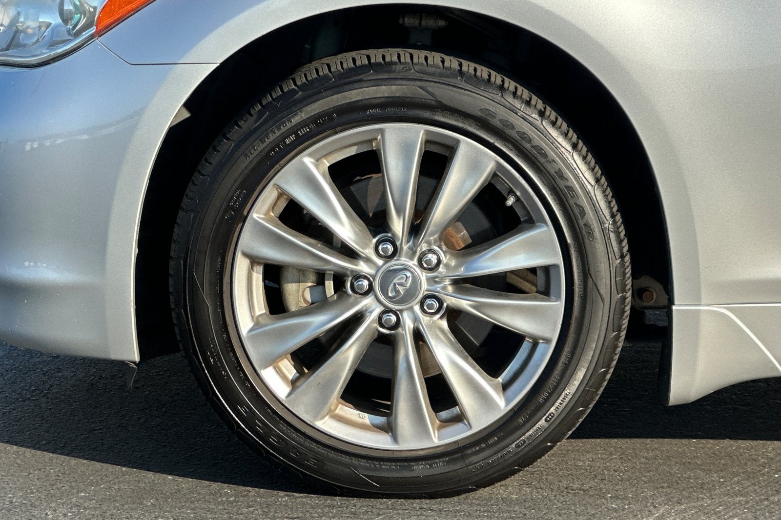 2012 INFINITI M37 Base