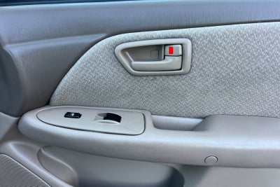 2000 Toyota Camry LE
