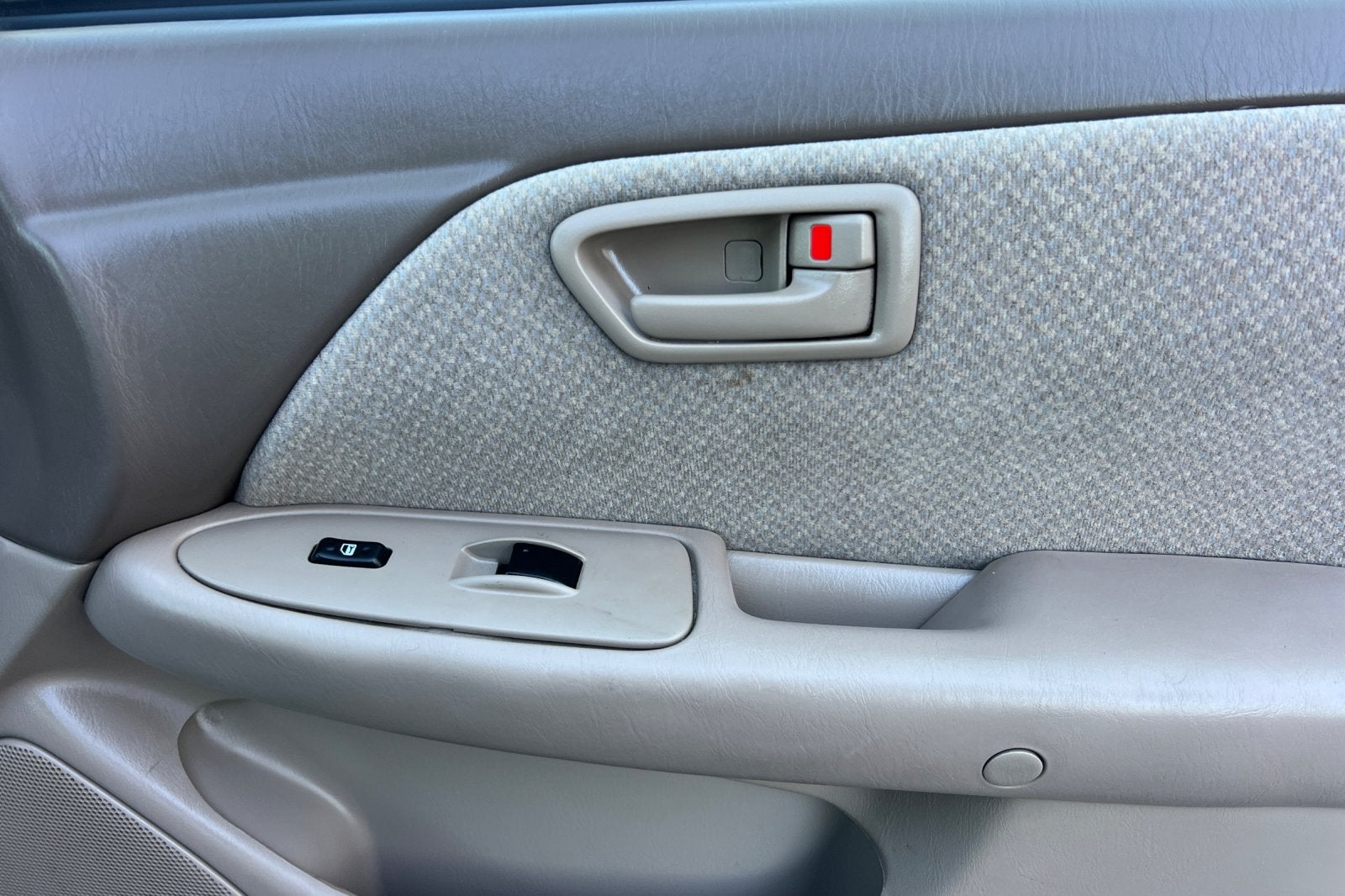 2000 Toyota Camry LE