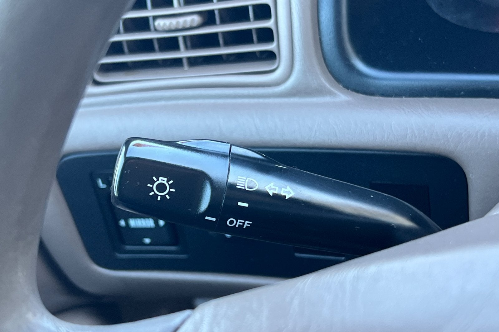 2000 Toyota Camry LE