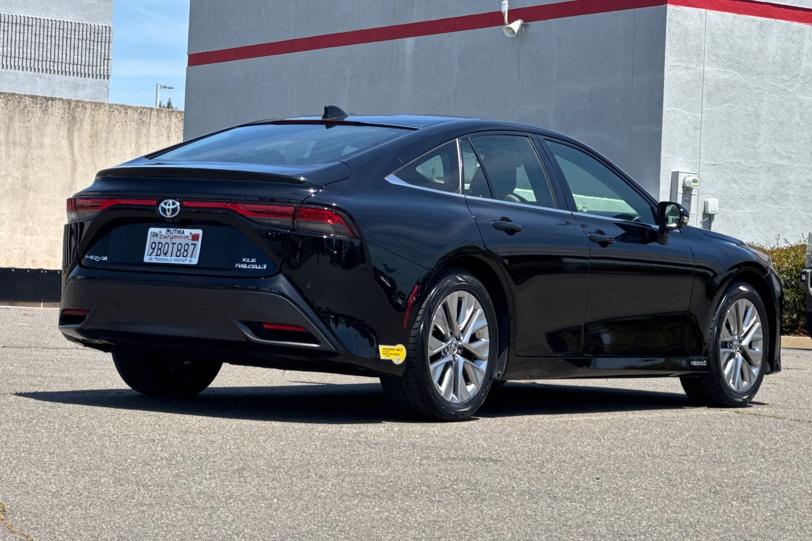 2022 Toyota Mirai XLE