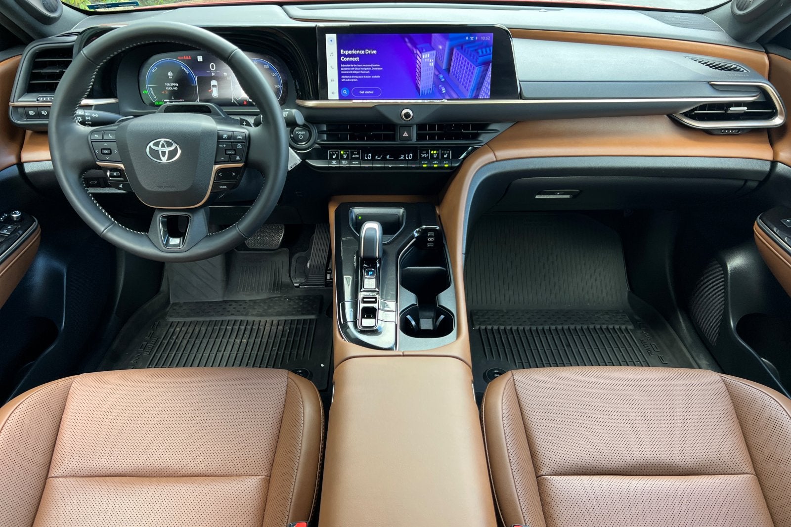 2025 Toyota Crown Signia Limited