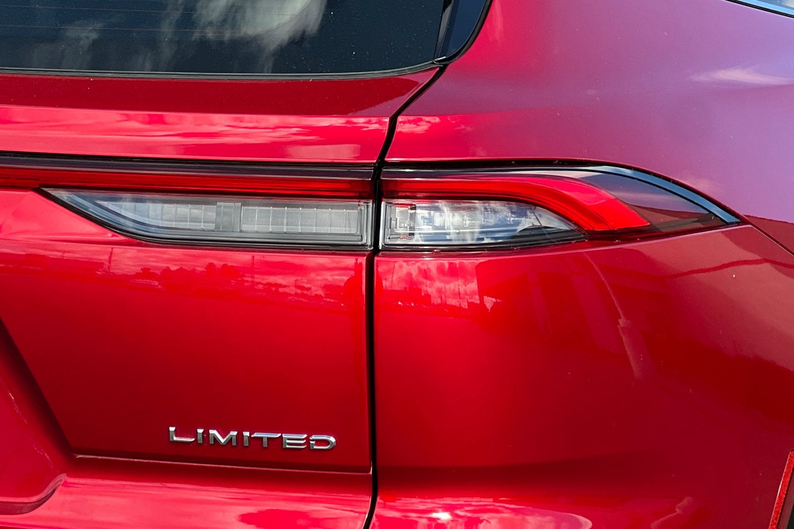 2025 Toyota Crown Signia Limited