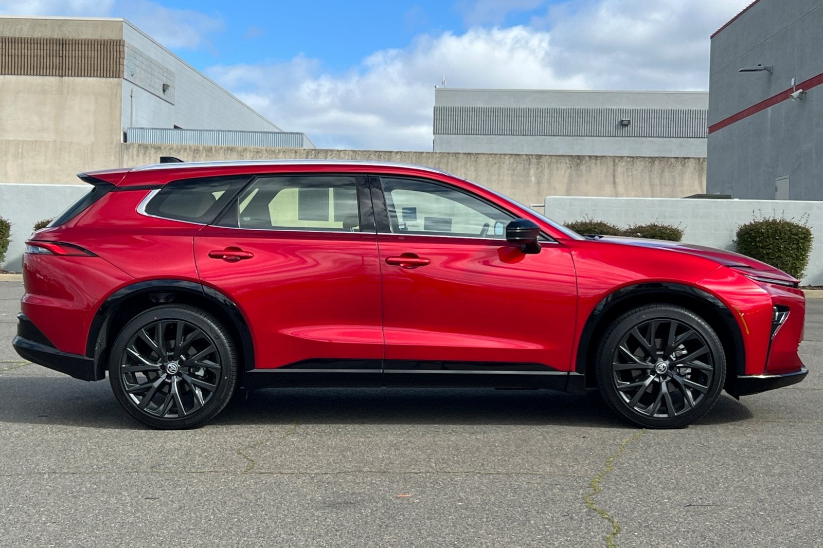 2025 Toyota Crown Signia Limited