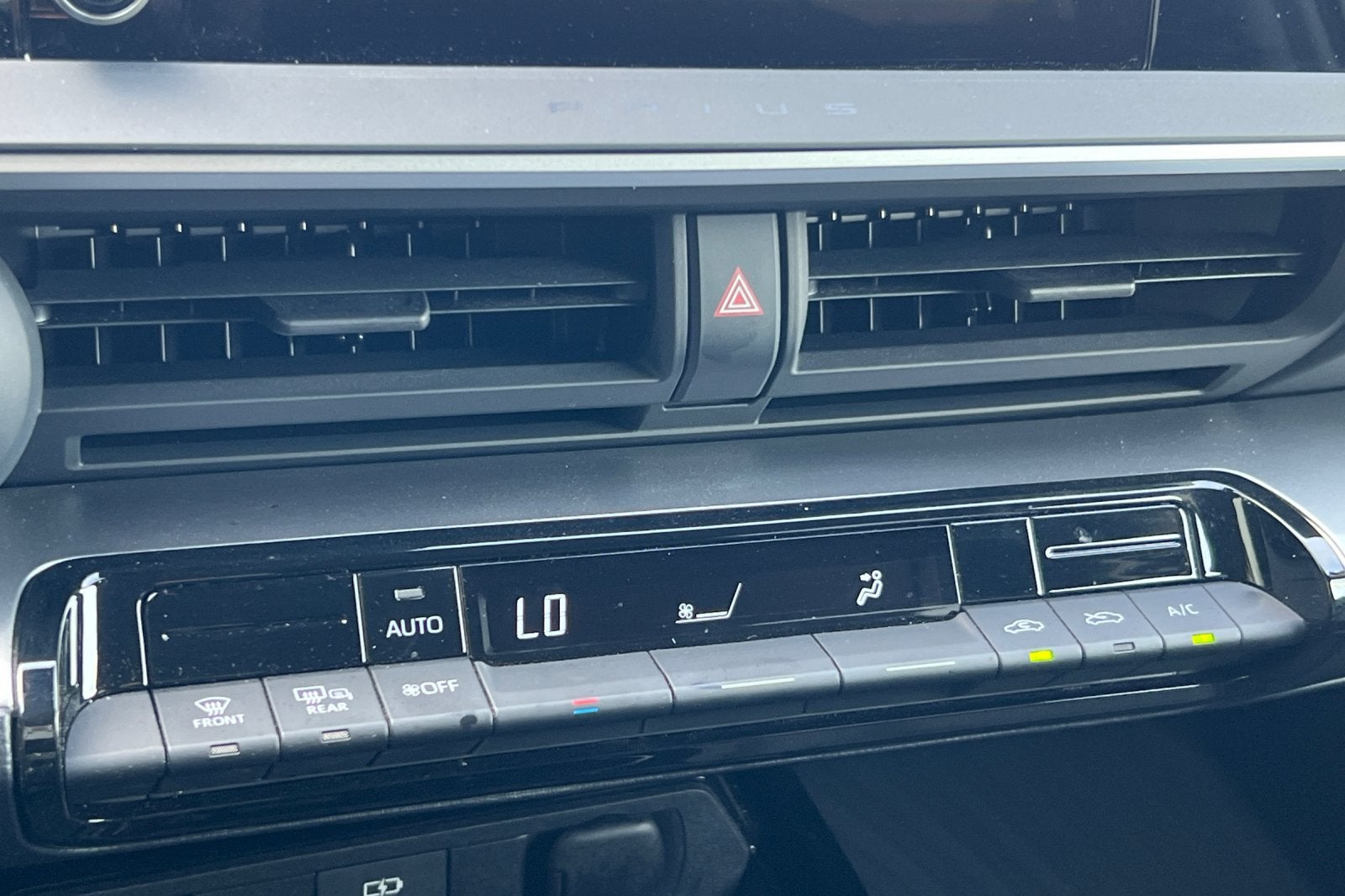 2024 Toyota Prius LE