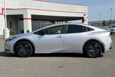 2024 Toyota Prius LE