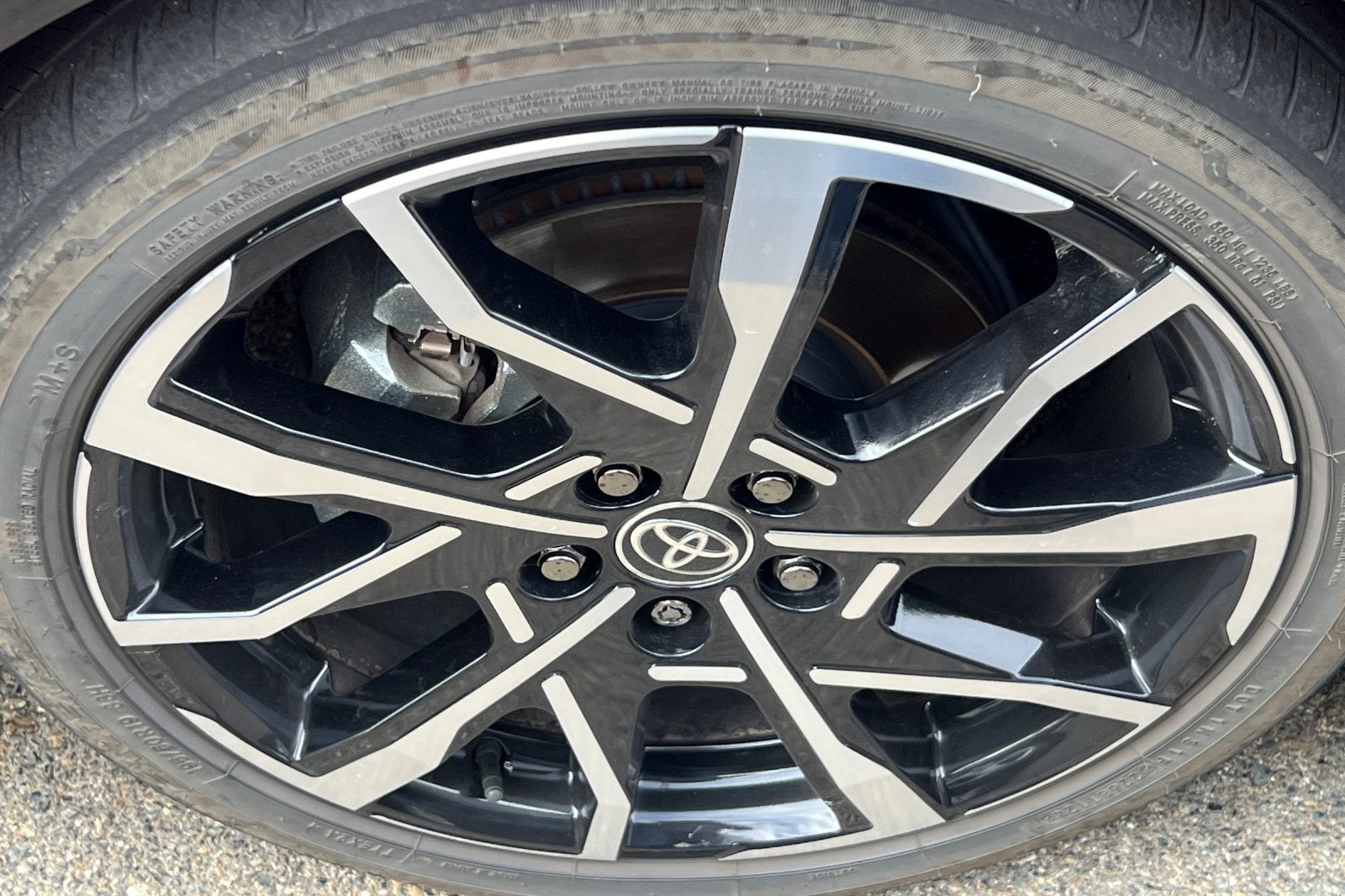 2024 Toyota Prius Prime XSE