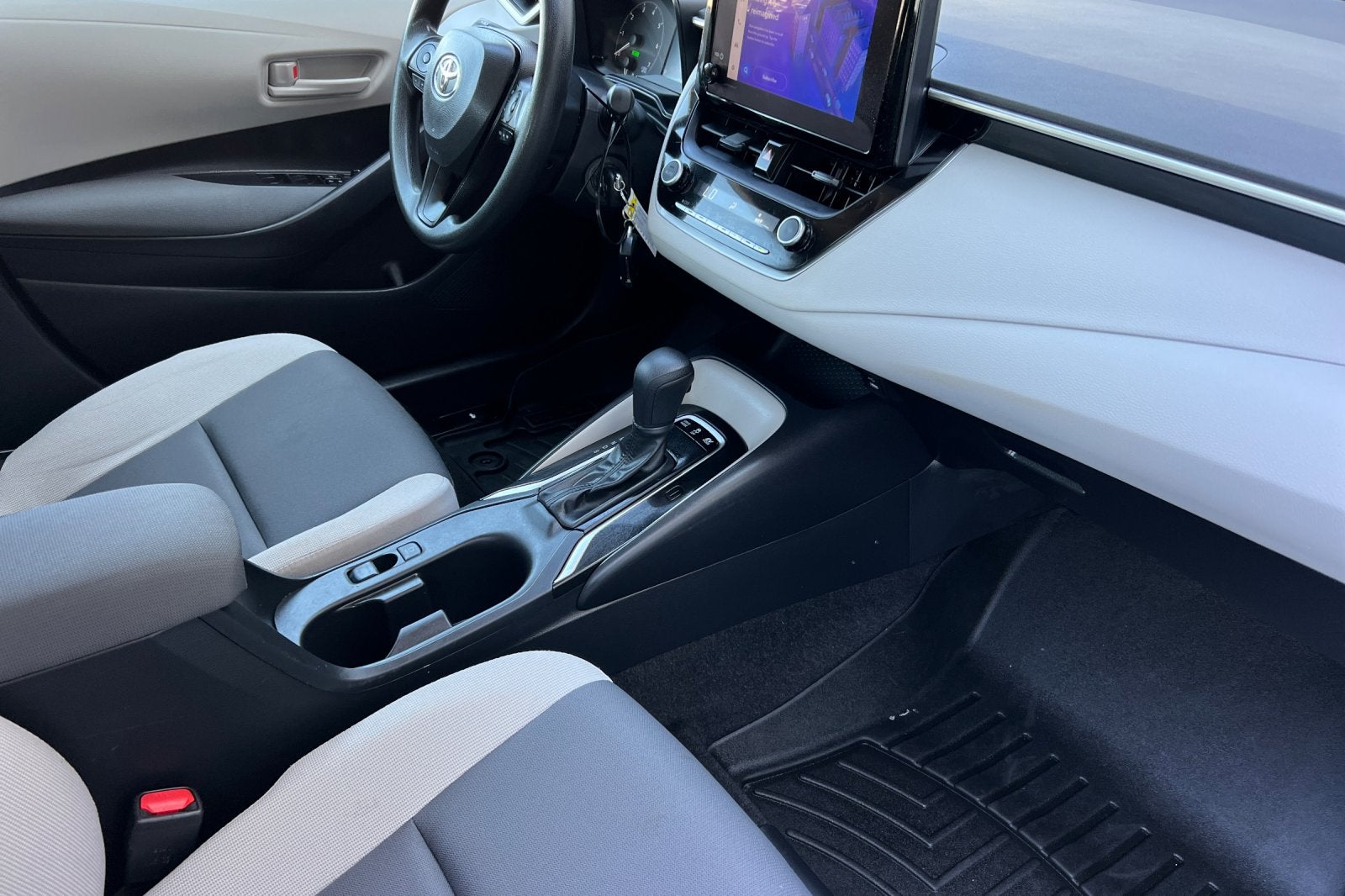 2023 Toyota Corolla Hybrid LE