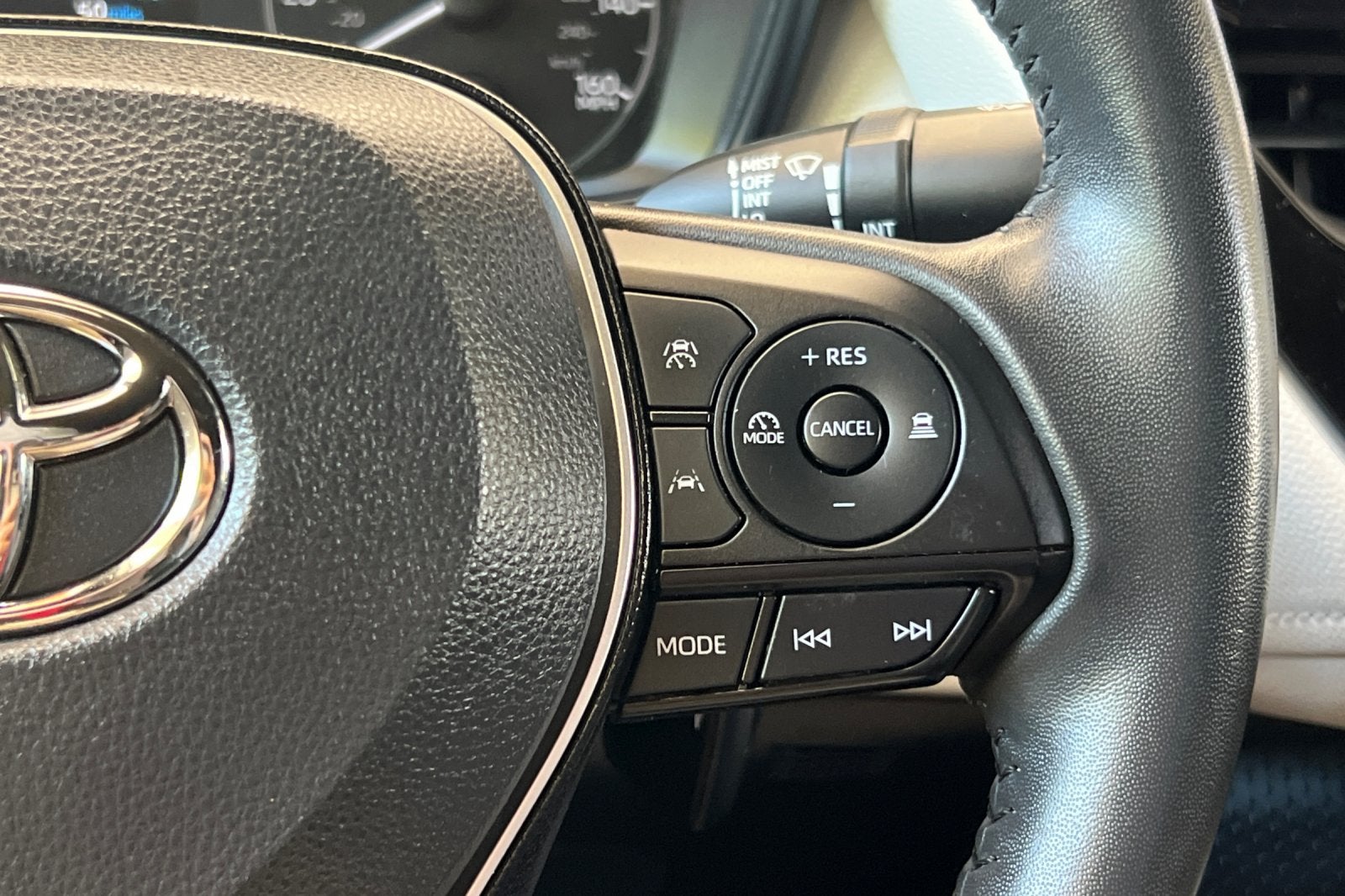 2024 Toyota Corolla Hybrid SE