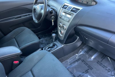 2012 Toyota Yaris Base