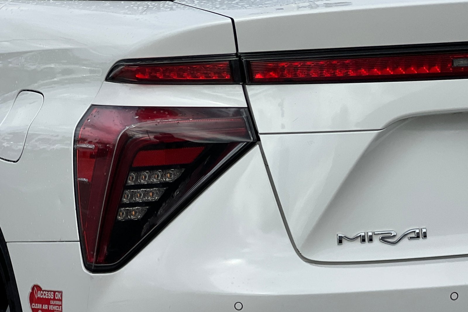 2017 Toyota Mirai Base