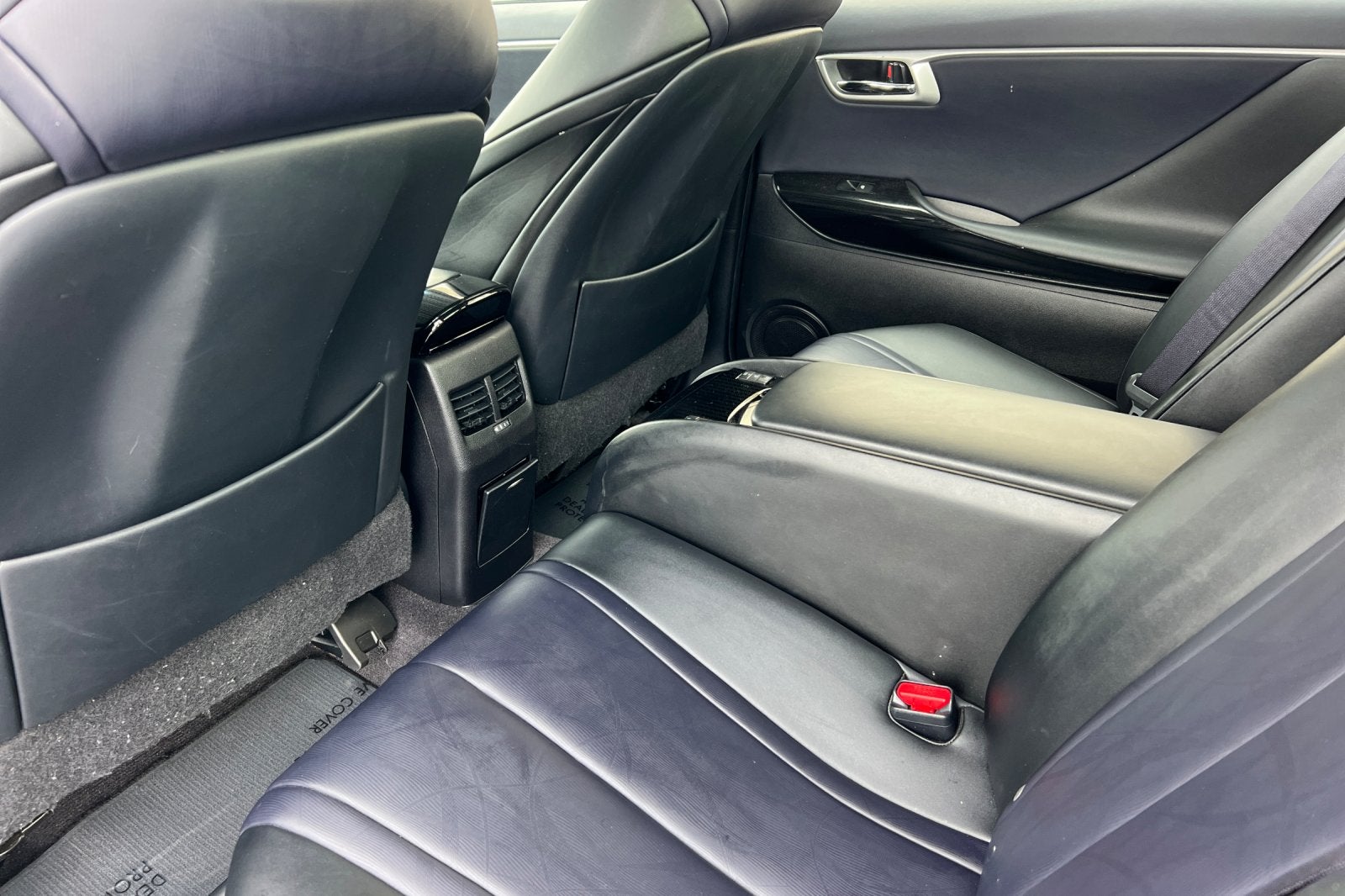 2017 Toyota Mirai Base