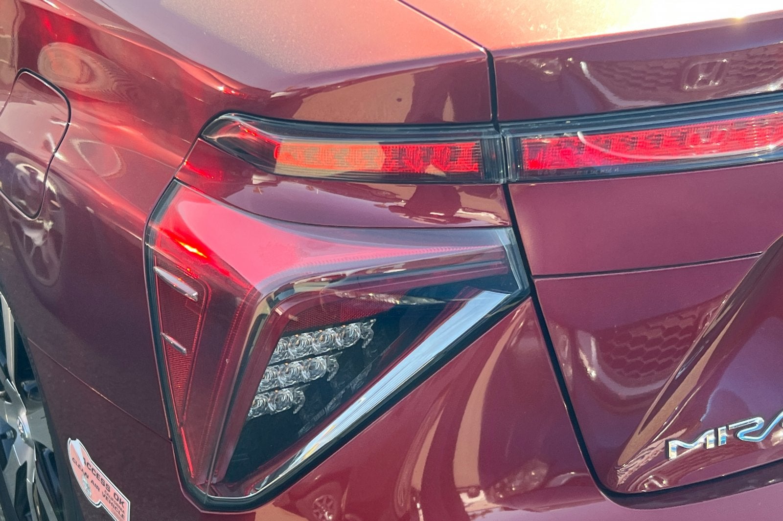 2019 Toyota Mirai Base