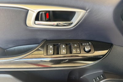 2016 Toyota Mirai Base