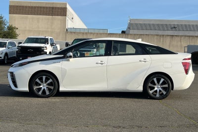 2017 Toyota Mirai Base